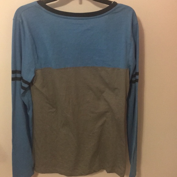 Carolina Tar Heels long sleeve shirt - Picture 4 of 4
